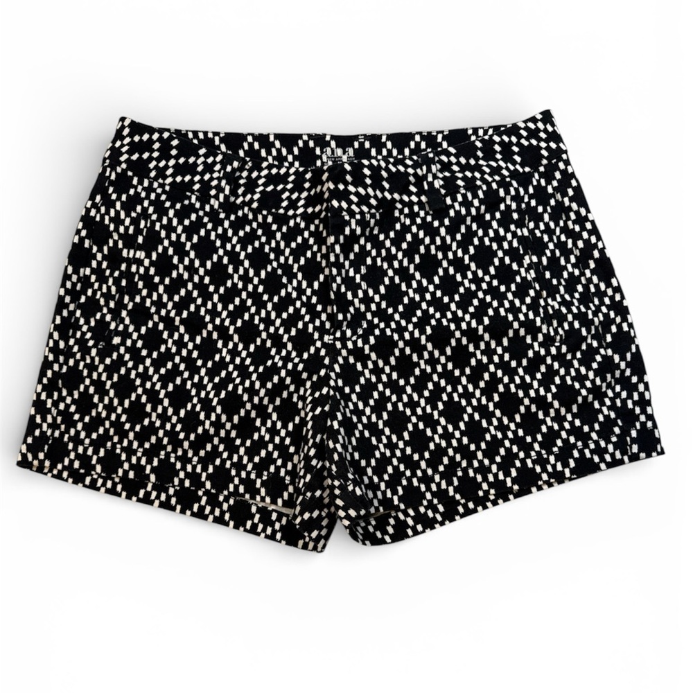 a.n.a Women’s Black White Geometric Twill Shorts Size 6 Cotton Stretch